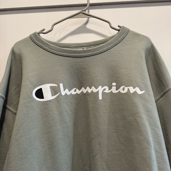 Green 2XL Champion Men's Green Crewneck - Picture 2 of 8